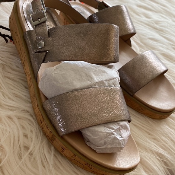 KIM ROGERS new sandals - Picture 9 of 10